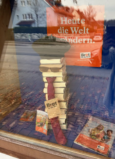 Büchermarkt-Schaukasten-2024